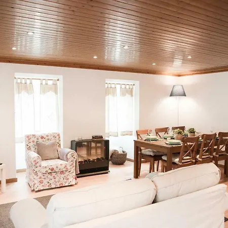 Holiday home Casa Da Adega, Sobral Sobral do Parelhao